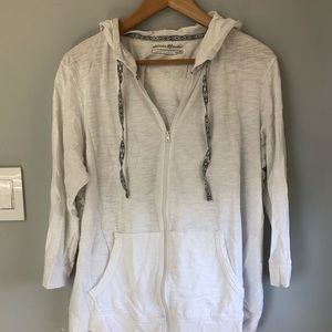 Very light weight Eddie Bauer hoodie